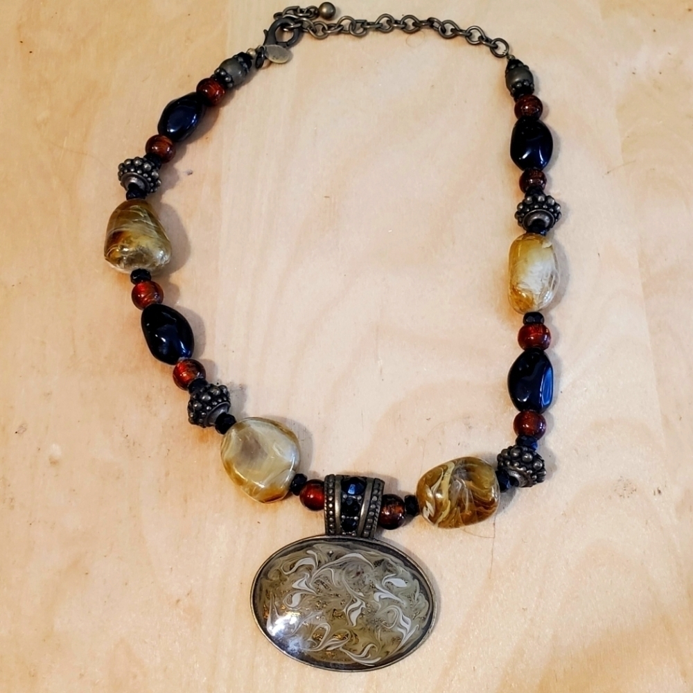 Chicos stone pendant necklace fall tones 16"-19"